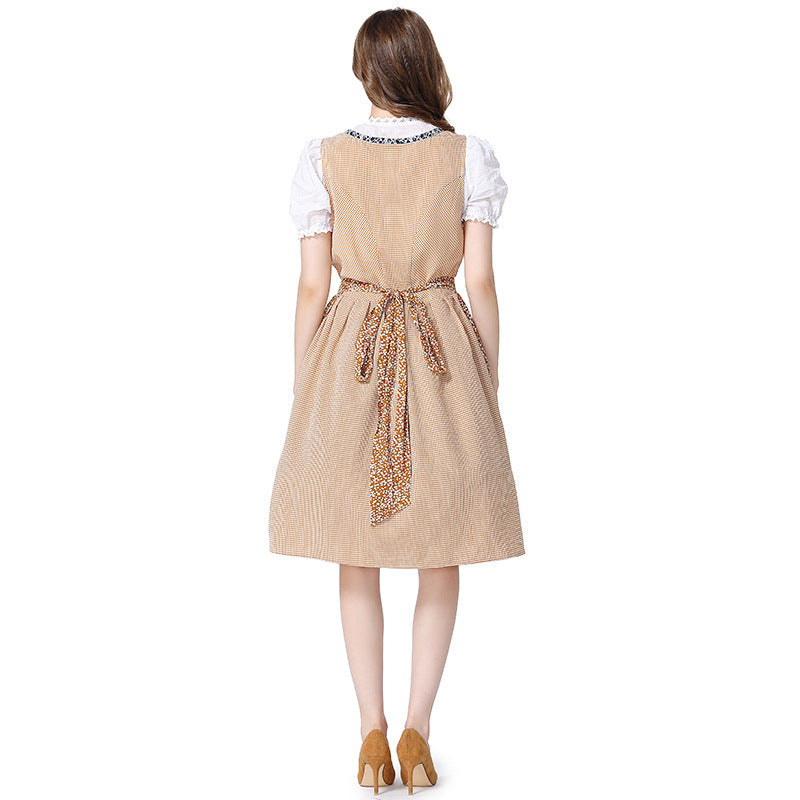 Dirndlkleid für Damen mit Spitzenbluse und Schürze