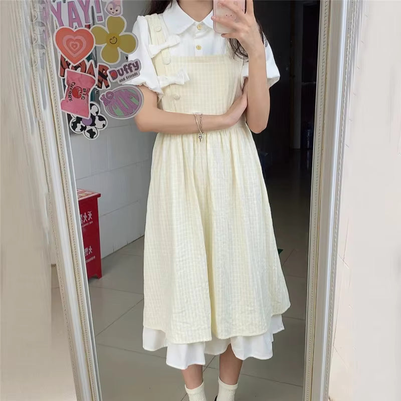 Dirndl für Damen mit ausgestelltem Rock