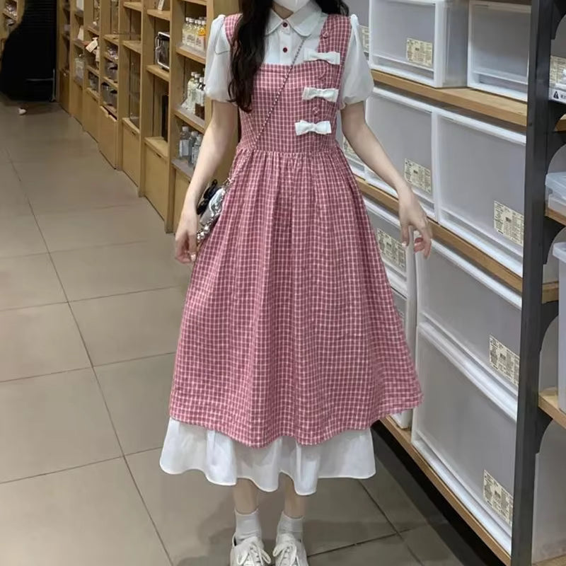 Dirndl für Damen mit ausgestelltem Rock